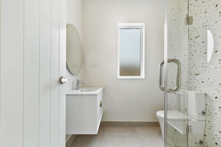 42 Ara Taha Crescent Orewa_9