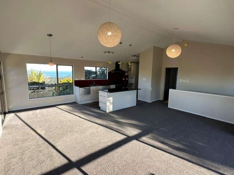 168 Scenic Drive Titirangi_4