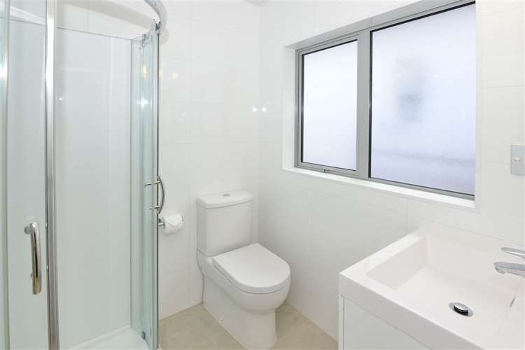 251 Alec Craig Way Gulf Harbour_15