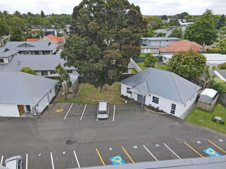 305/307 Fitzherbert Avenue West End_19