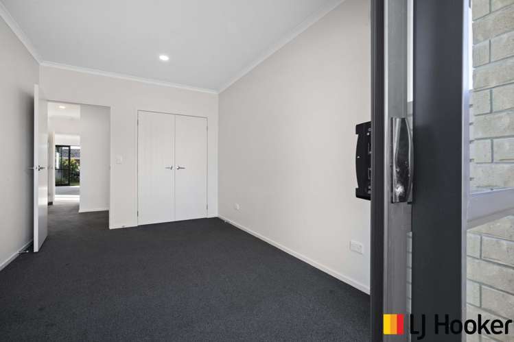 1/107 Edinburgh Street Pukekohe_11