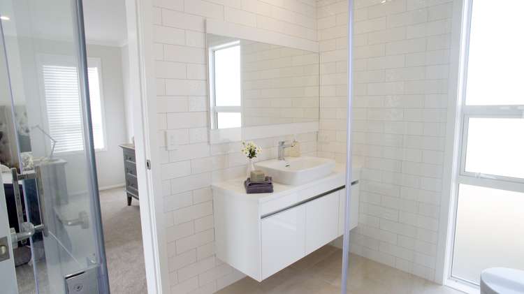 61 Milson Line Milson_25