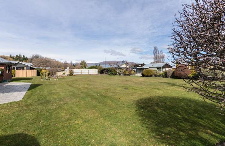 38 Kingston Street Albert Town_5