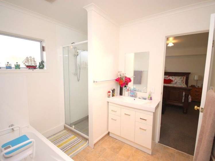 1 Hinemoa Avenue Taupo_8