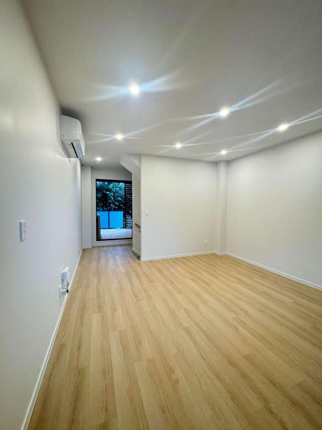 8/5 Mount Albert Road Mt Albert_2