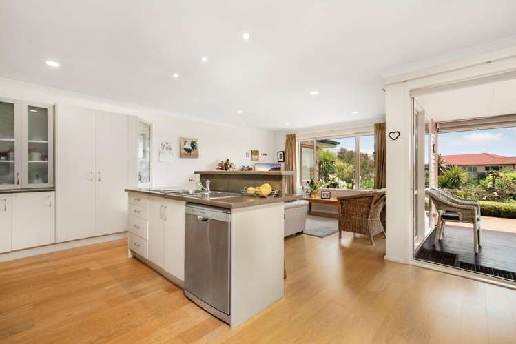 14 Stranraer Crescent Wattle Downs_2