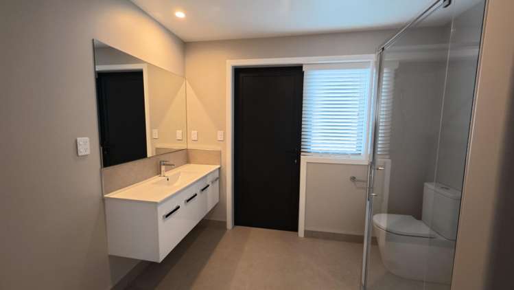 5/17 Simkin Street 11209_12