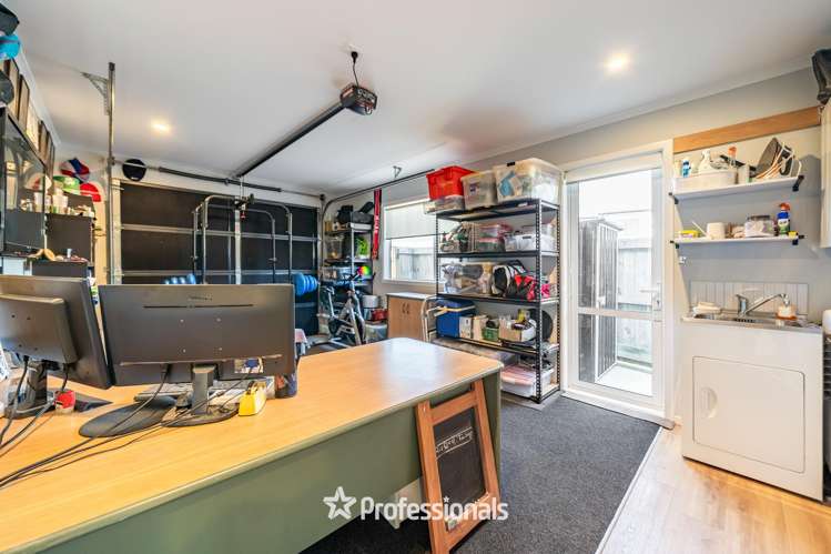 11 Wi Hape Pakau Place Waiwhetu_18