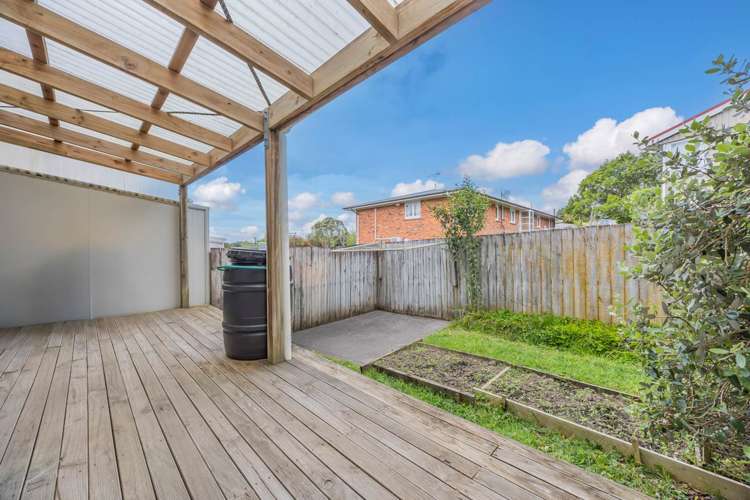 4/5 Kilham Avenue Northcote_12