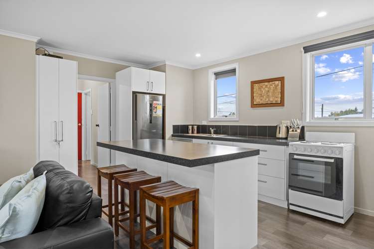 27 Sealy Street Twizel_6