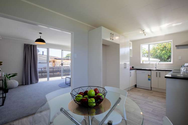 8 Carbery Place Manurewa_9