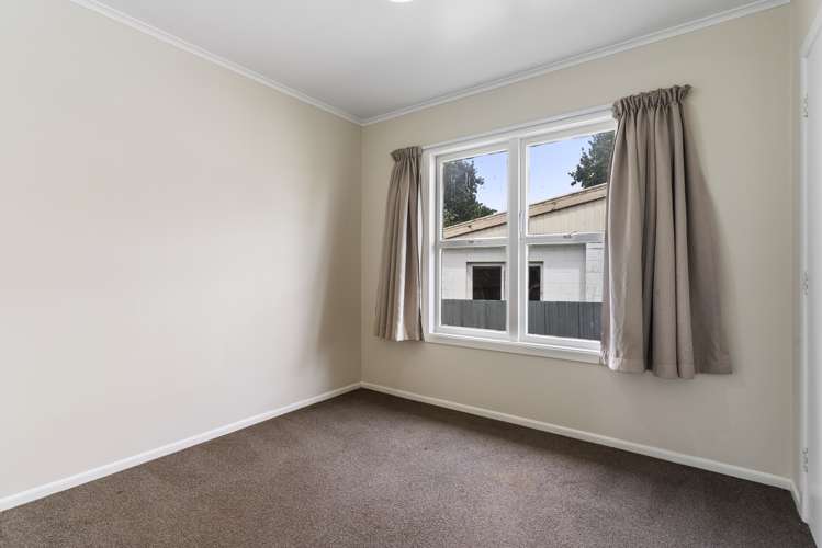1/15 Onslow Road Papakura_10