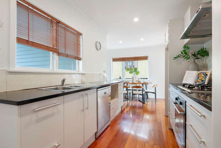 9 Stephen Avenue Henderson_8