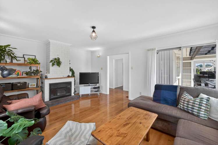 13 Torrington Crescent Glen Innes_5