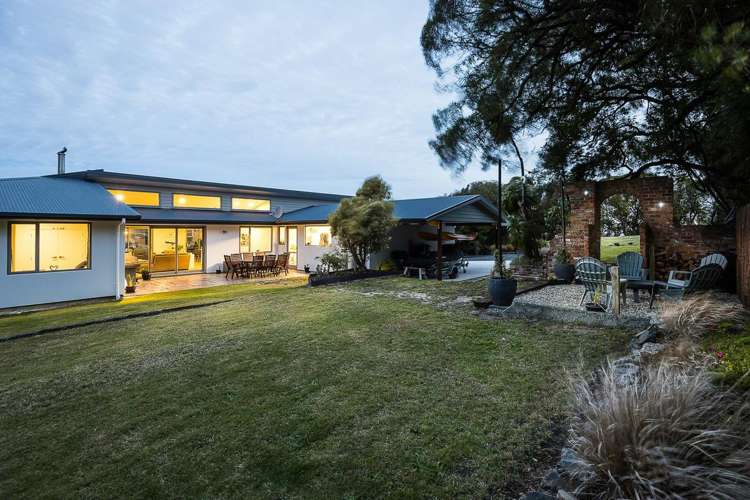 213 & 213A Tomahawk Road Andersons Bay_33