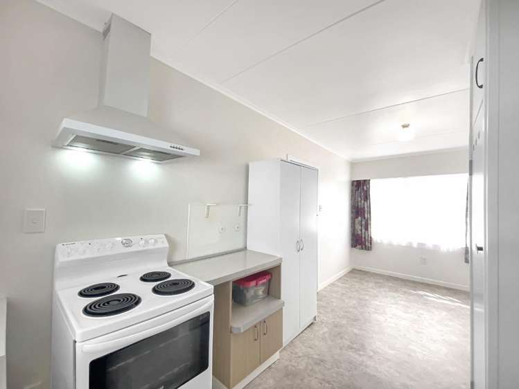 1/30 Guyton Street 1235_2