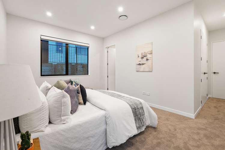 24 Tipu Crescent Milldale_21