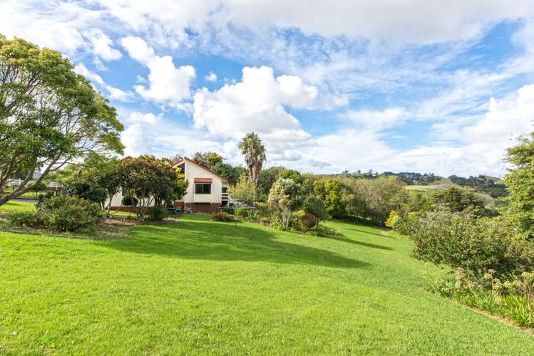 283 Hill Road The Gardens_17