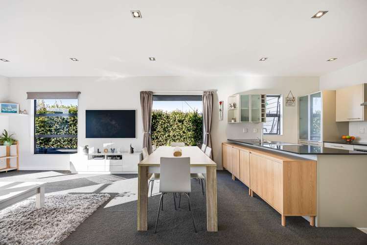 16/40 Scarlet Oak Drive Schnapper Rock_5