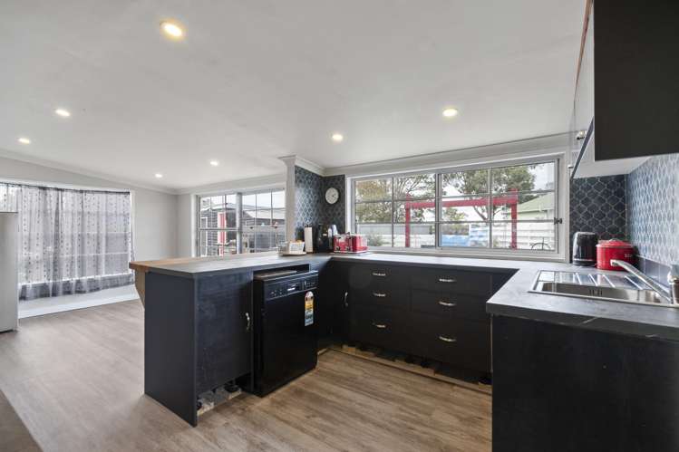 32 Flower Street_1