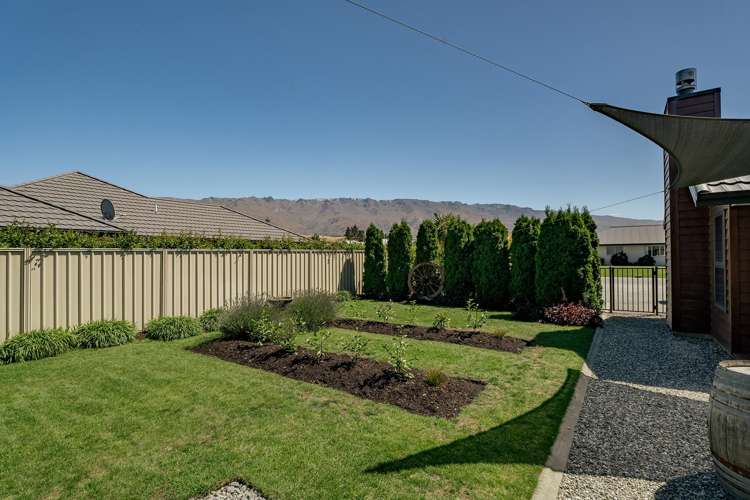 12 Ethereal Crescent Cromwell_6