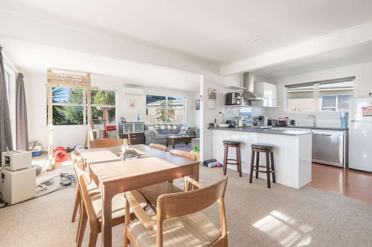 8A Lodge Avenue_1