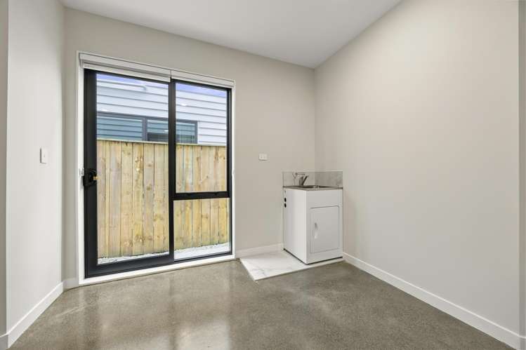 1 Repehina Road Flat Bush_44