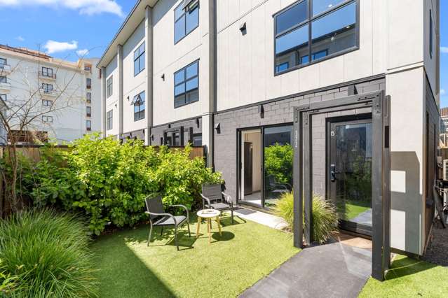 CBD Airbnb opportunity next to Casino