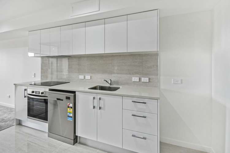 211/8 Gray Avenue Mangere East_12