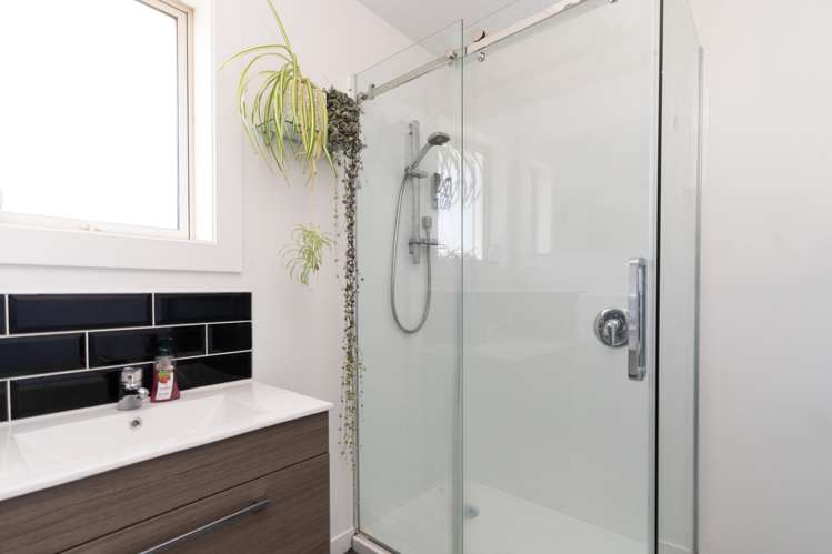 90 Farquhars Road Redwood_14