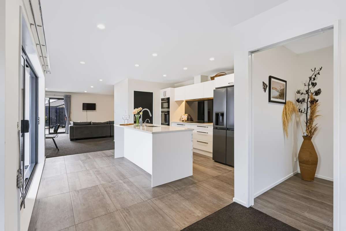 18 Durells Crescent_3