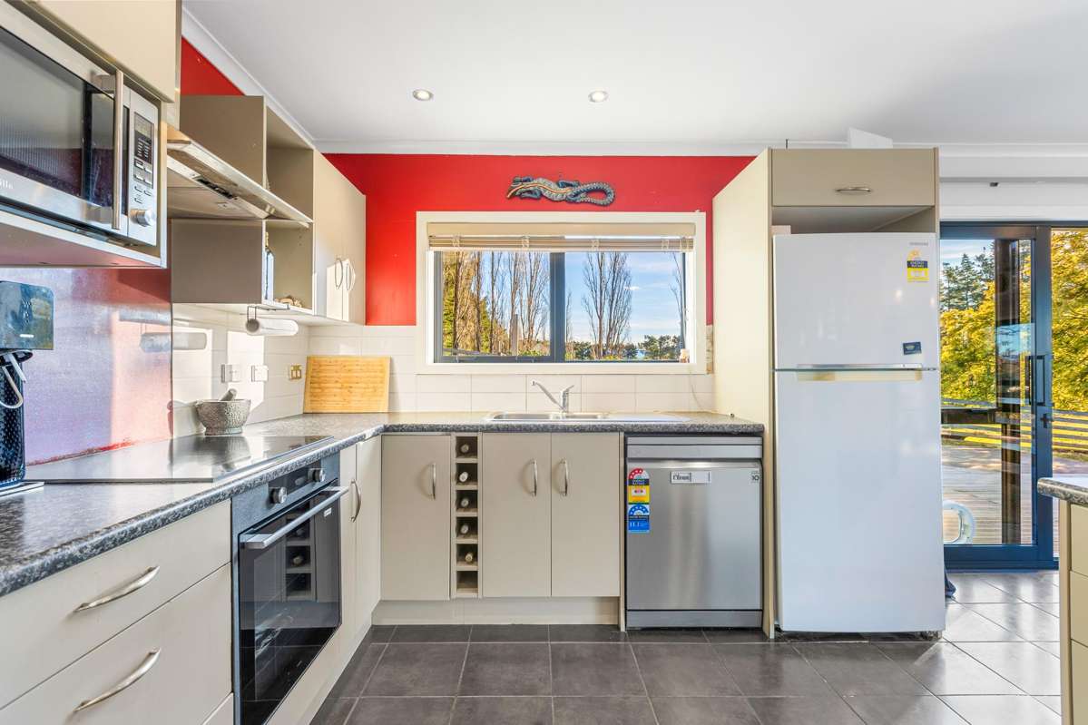 1200 Karaka Road_5