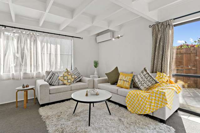 1/147 Spinella Drive Bayview_3