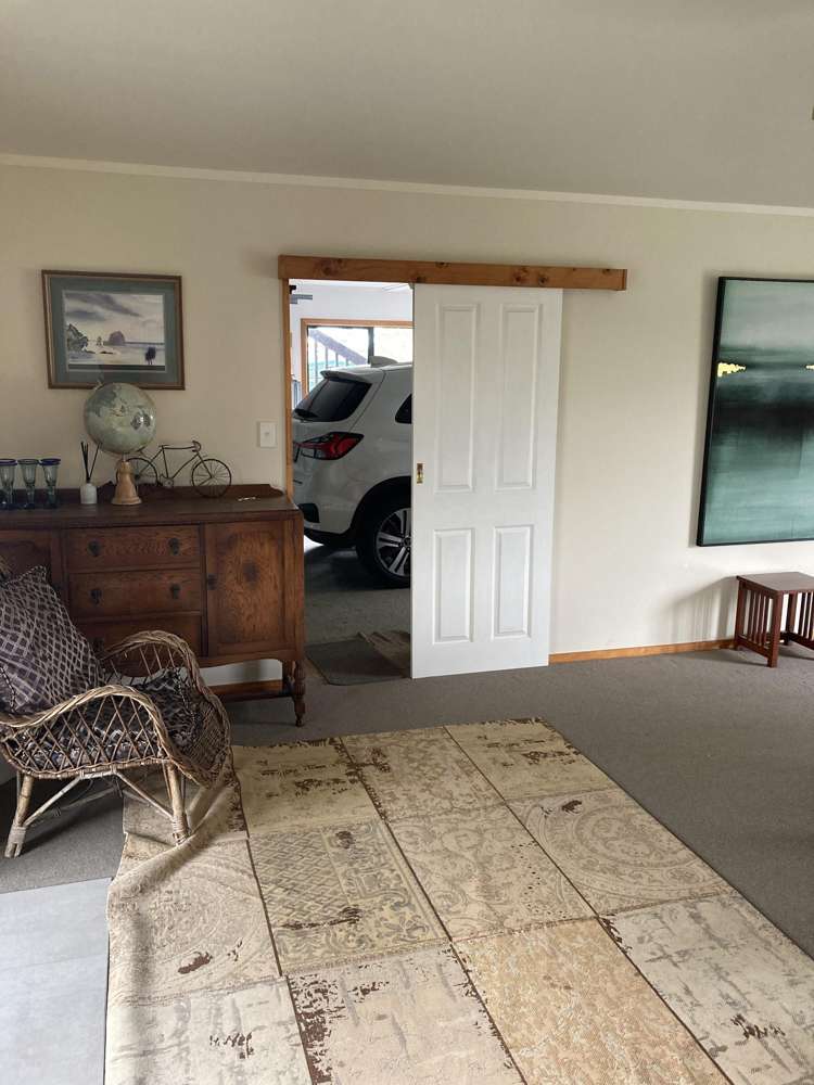 166 Torkar Road Clarks Beach_31