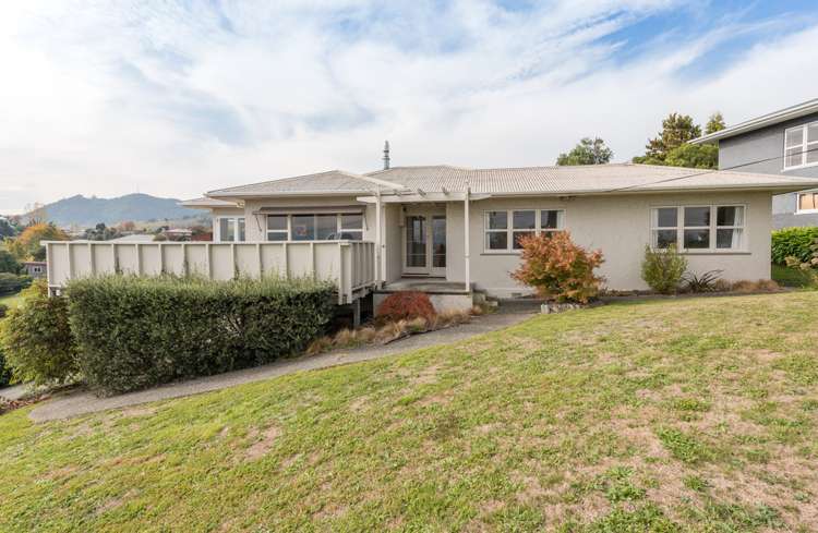 87 The Ridgeway Stoke_1