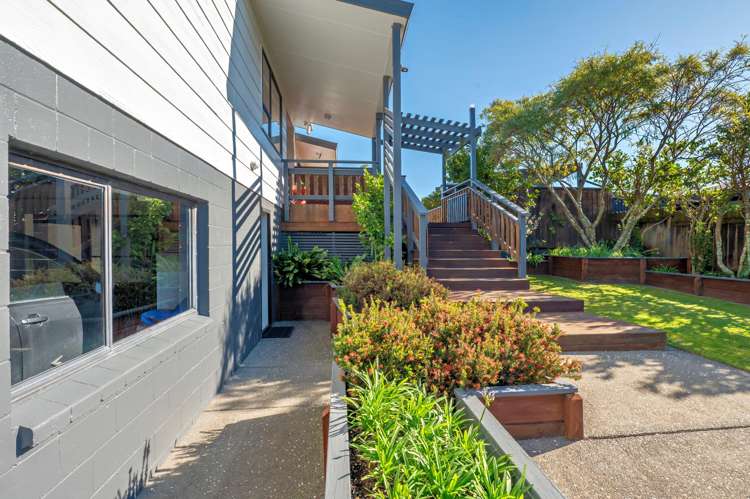 6 The Glebe Coastlands_35