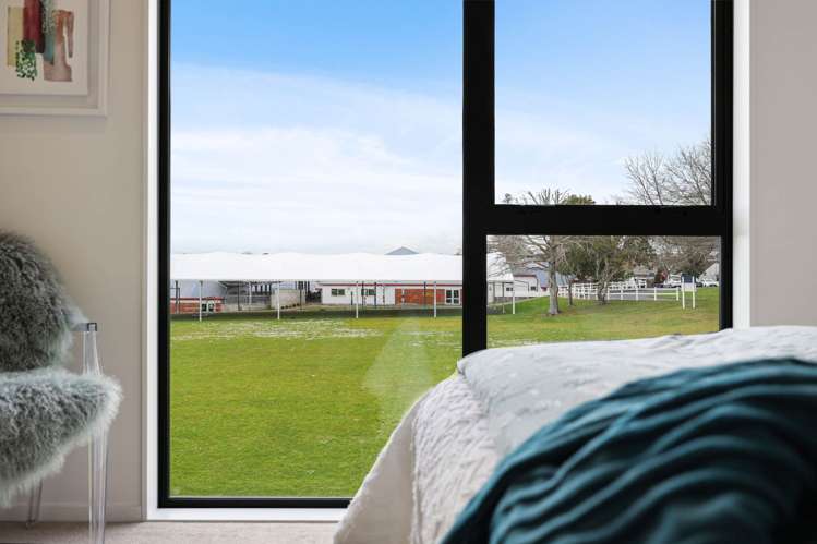 12B Butley Drive Farm Cove_23