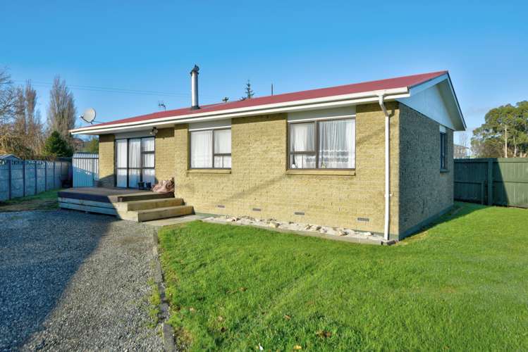 84 Main Street Mataura_13