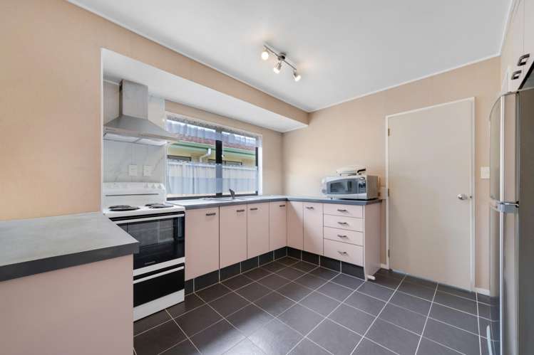 2/66 Willis Road Papakura_12