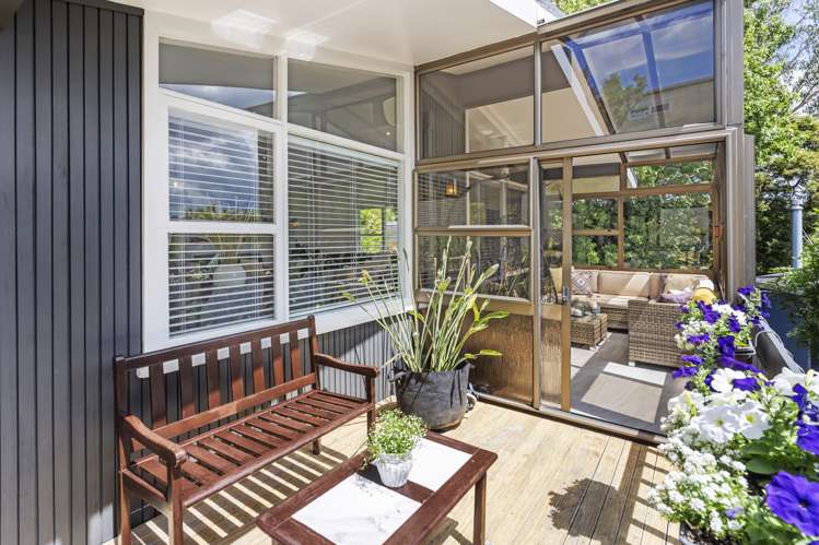 54 Galaxy Drive Mairangi Bay_14