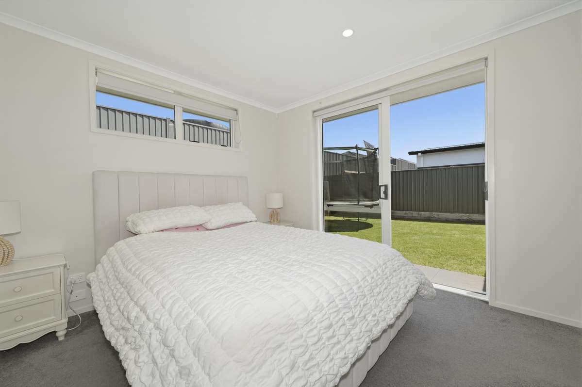 22 Tabraham Crescent_2