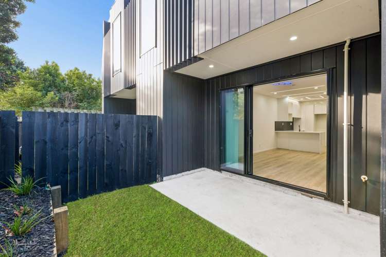 Lot 1&2/84 Kirkbride Road Mangere_1