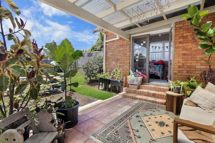 67 Jellicoe Drive Hamilton East_10