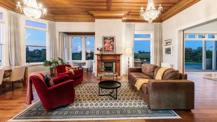 111 Wharf Road Clarks Beach_12