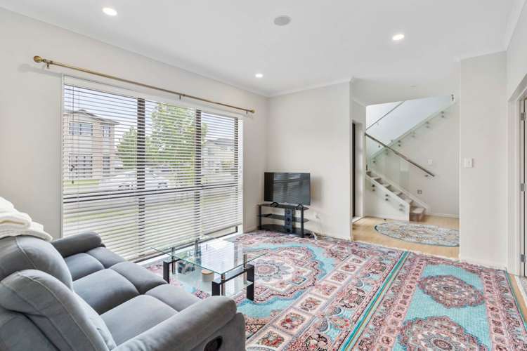 19 Quattro Avenue Flat Bush_13