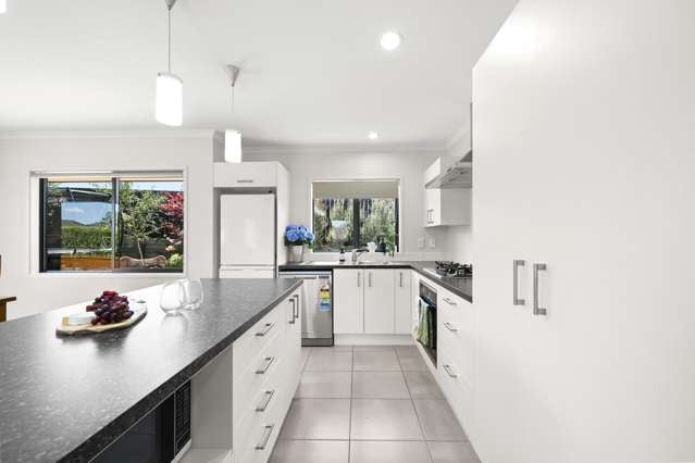 87b Dixon Road Glenview_3