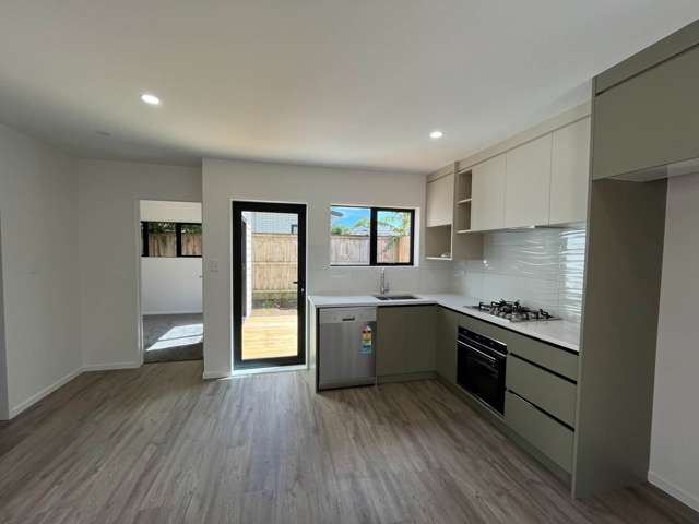 7F Chelburn Crescent Mangere East_4