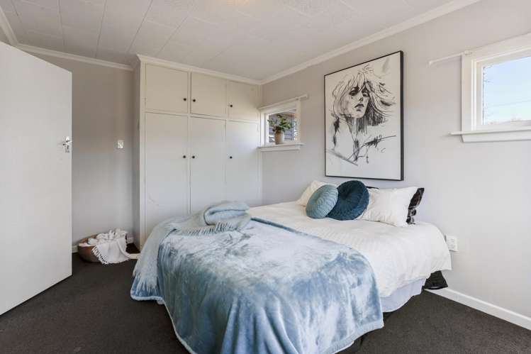 29 & 29a Stalkers Road Woodend Beach_30