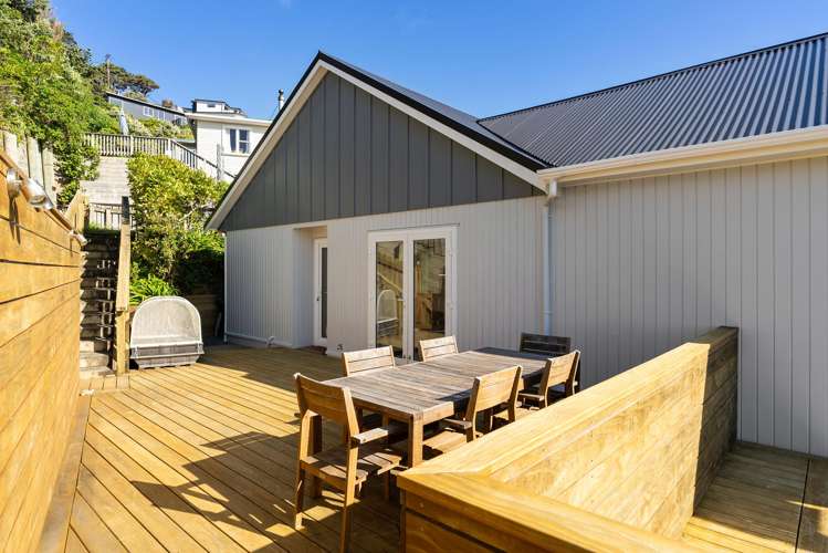 68 Kinghorne Street Strathmore Park_13