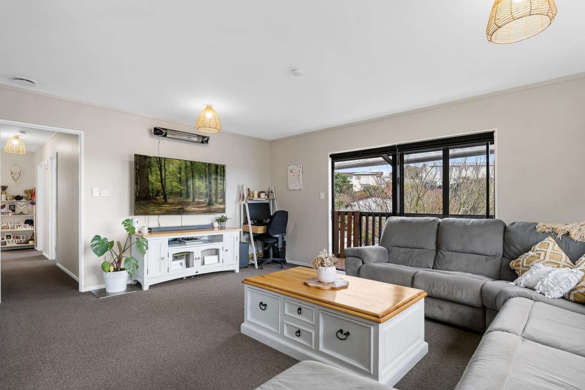 12 Dunrobbin Place_1